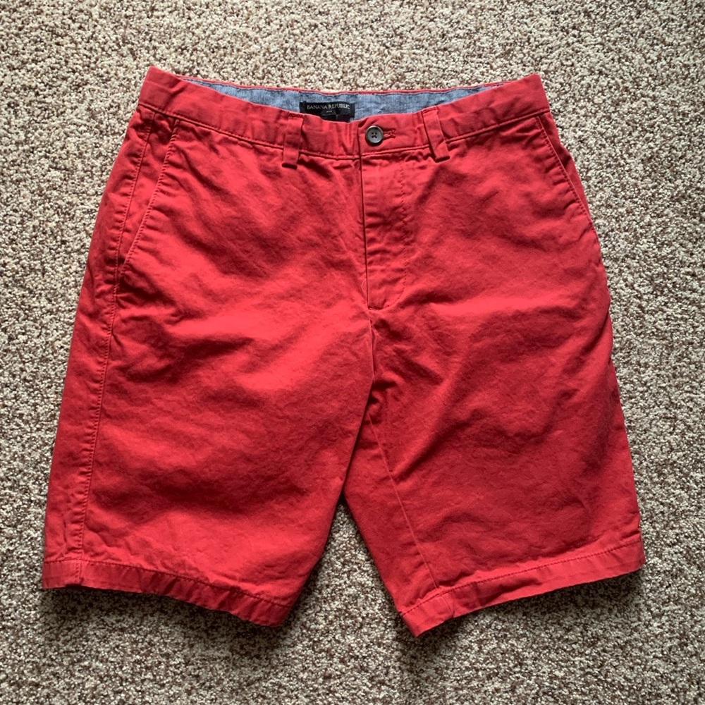 Banana Republic Red Men's Shorts - SIZE 31 WAIST